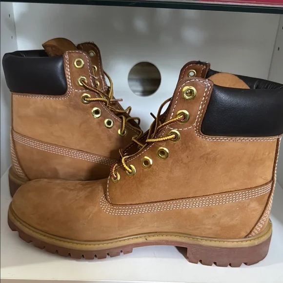 Timberland | Shoes | Timberland Tan And Black Nubuck Boots  display picture 1